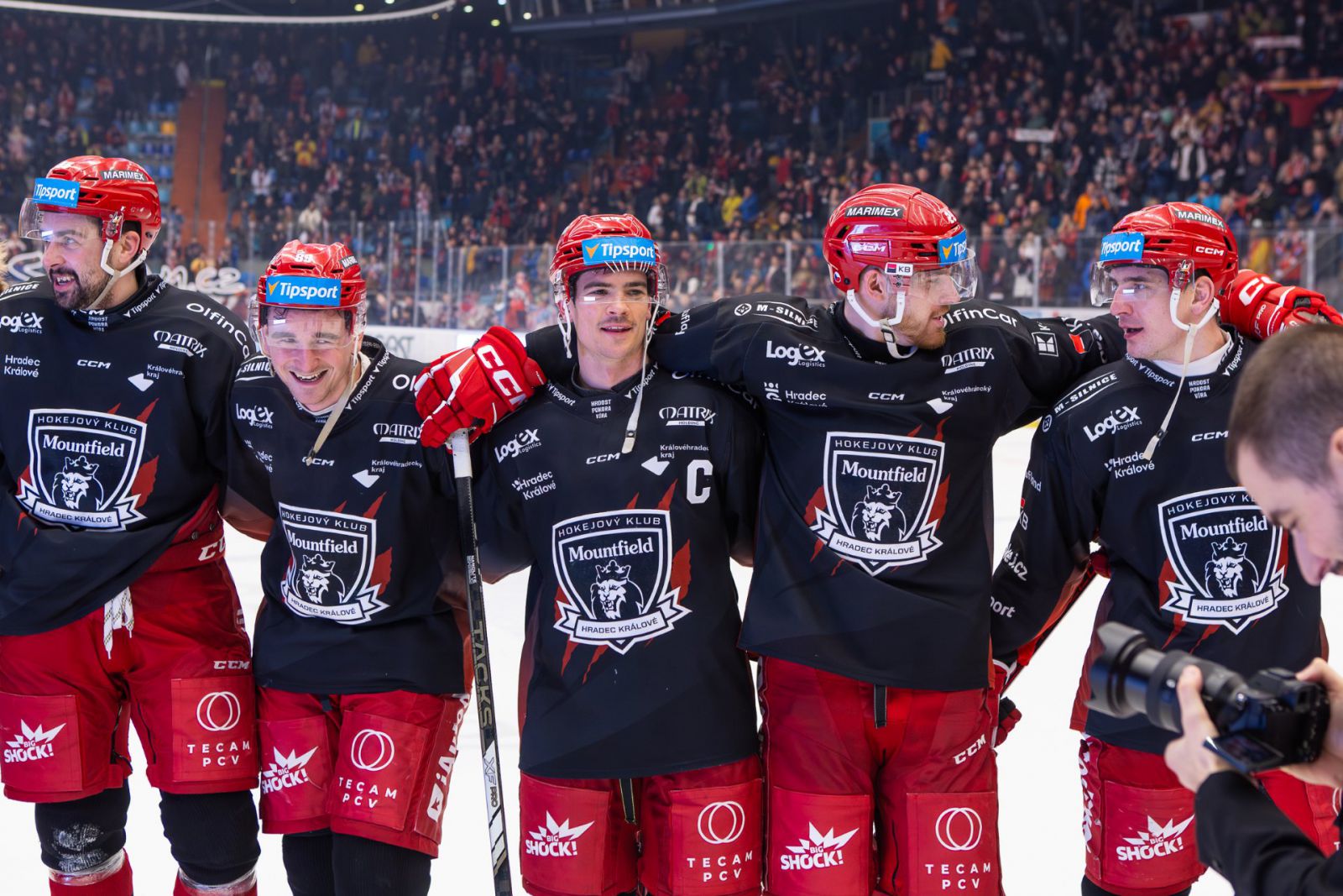 Zápasové dresy Mountfieldu HK (2024/25) photo