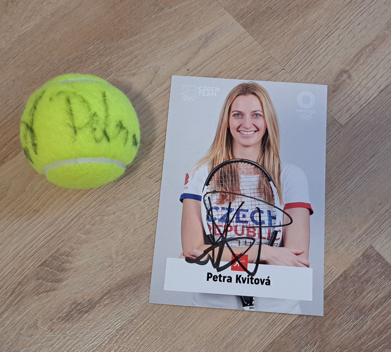 Petra Kvitová - podepsaný míč a karta fotka