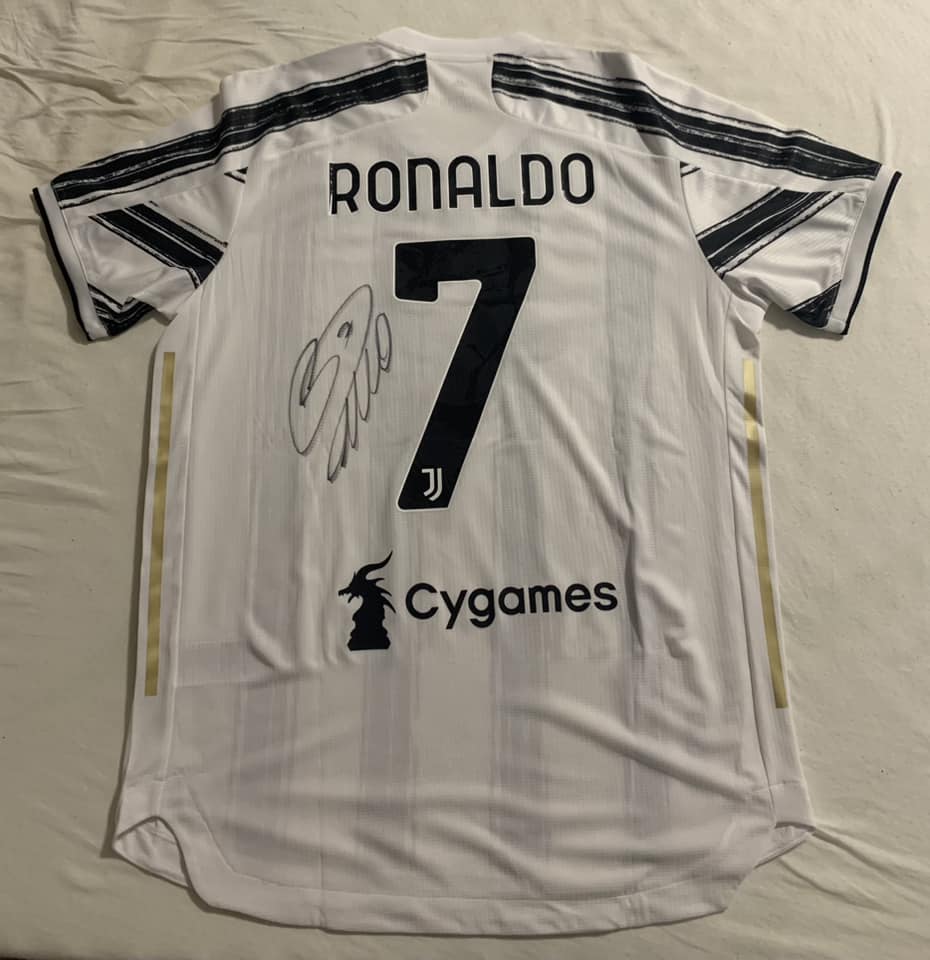 Dres Ronalda z Juventusu s originálním podpisem (certifikát) fotka
