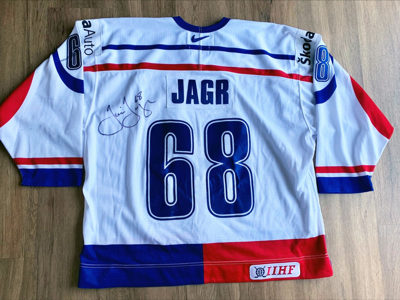 Exkluzivní aukce: Originální hraný dres Jágra z MS 2004 v Praze fotka