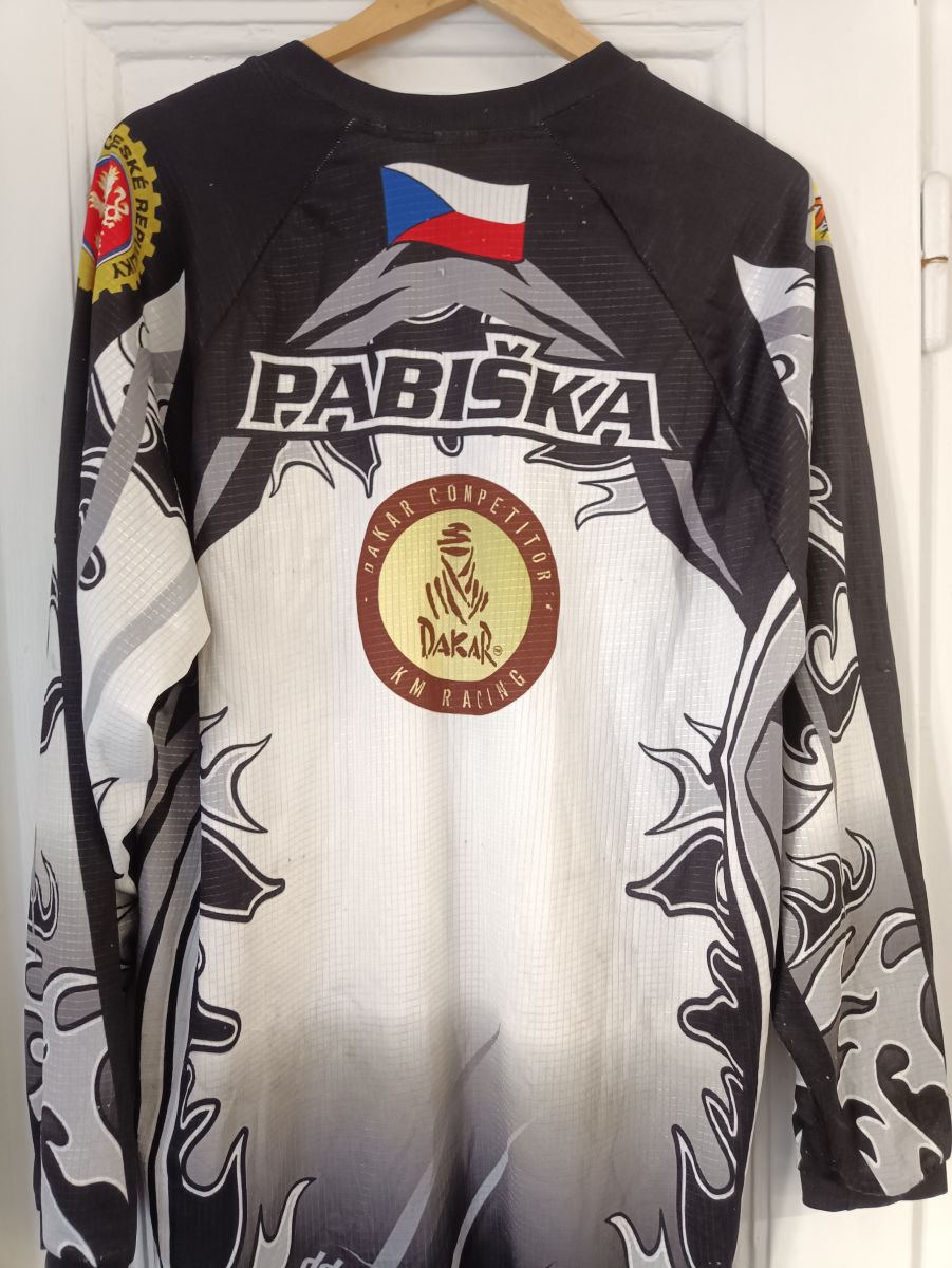 Dres motocyklového závodníka Davida Pabišky fotka