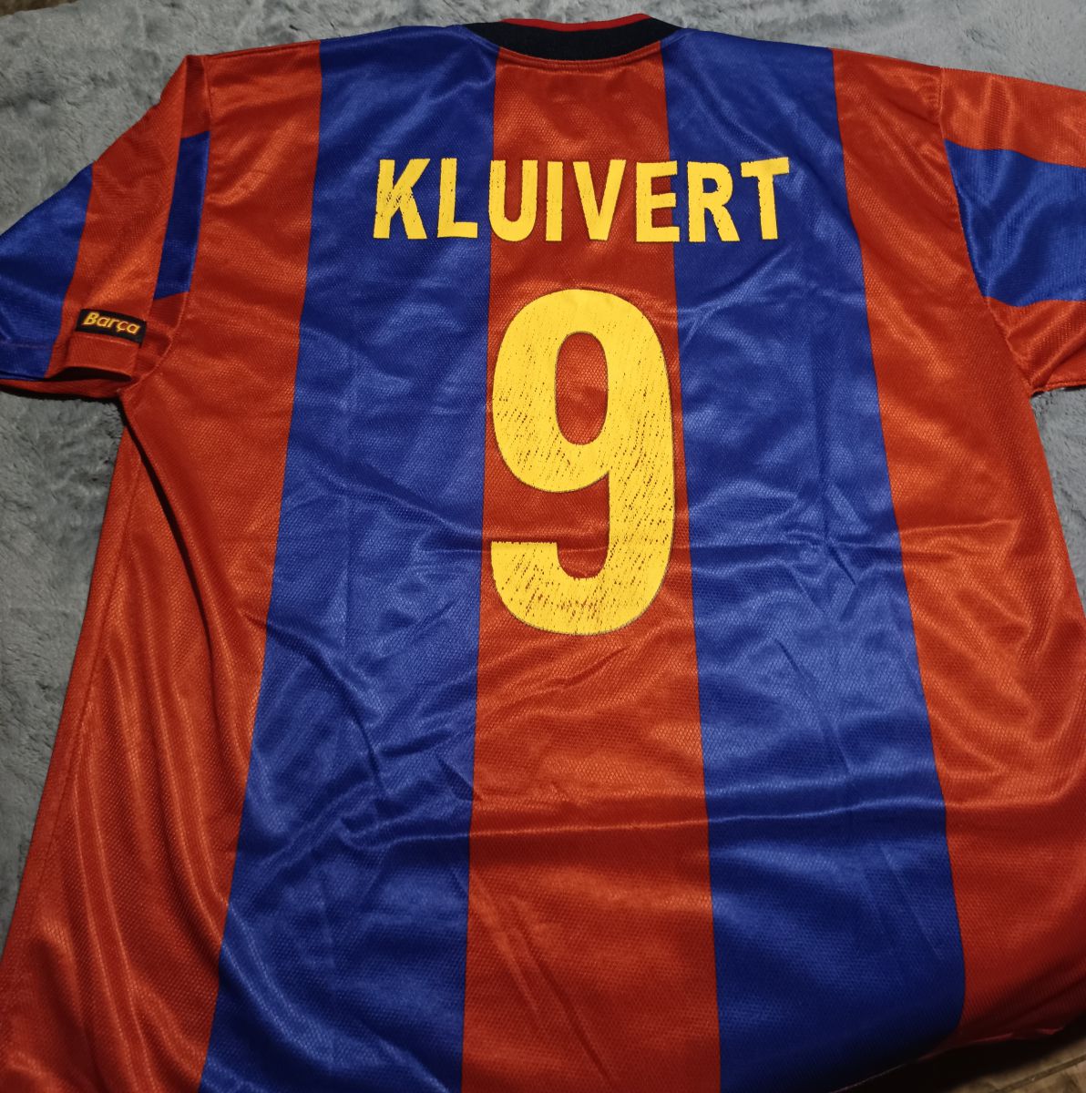 Dres Patricka Stephena Kluiverta z FC Barcelona fotka