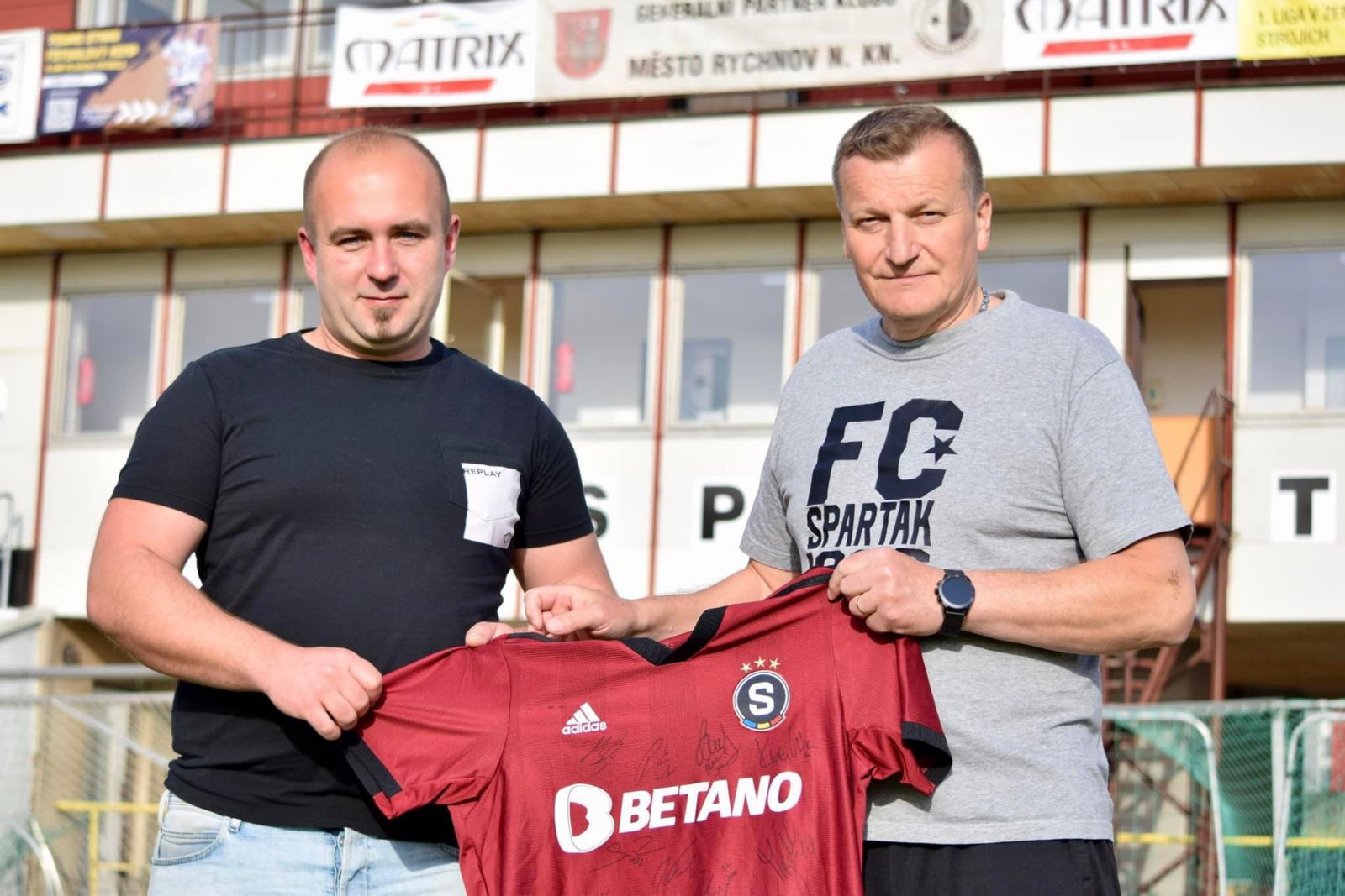 Charitativní aukce FC Spartak Rychnov nad Kněžnou fotka