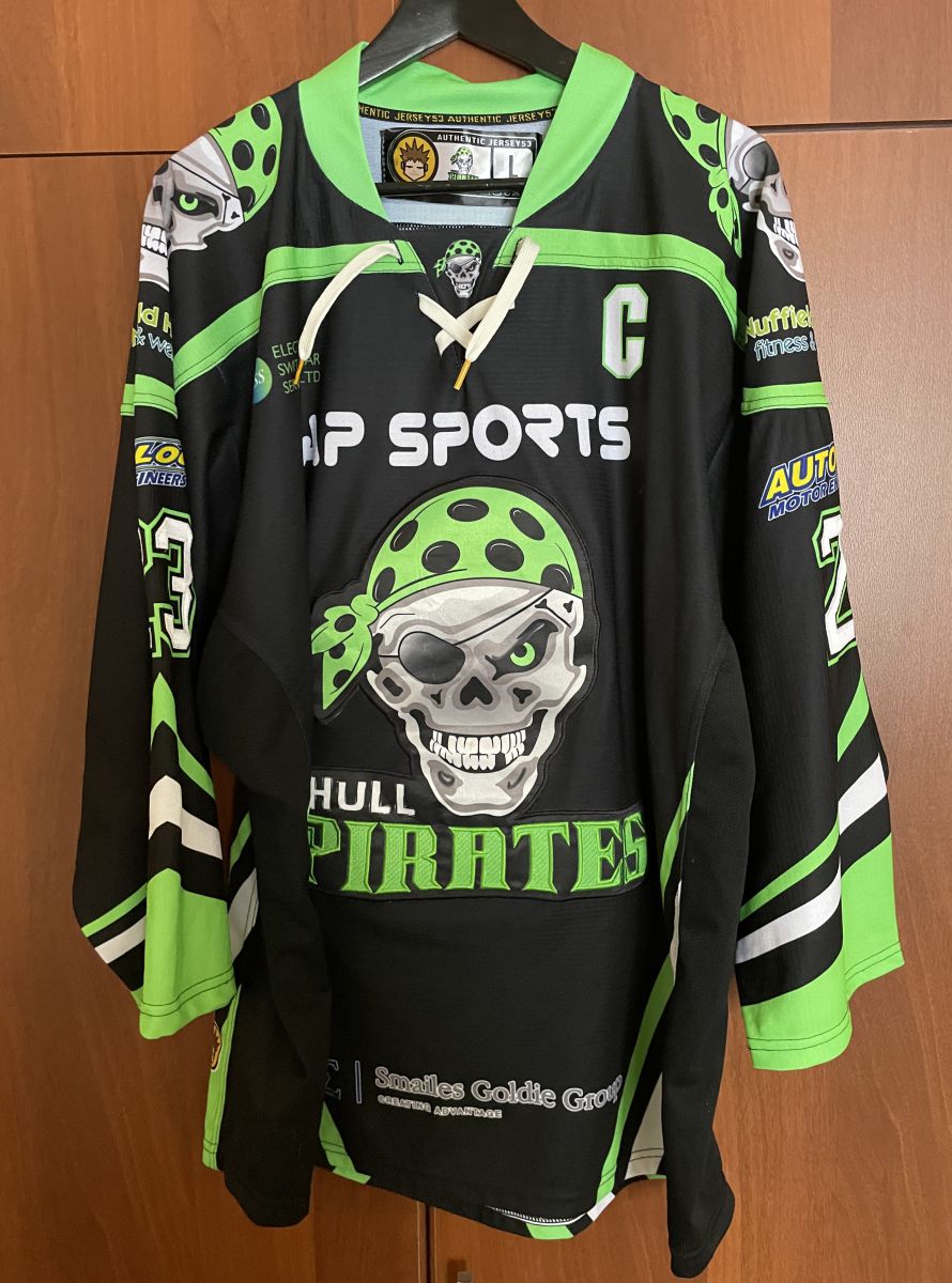 Dres Taita z Hull Pirates fotka